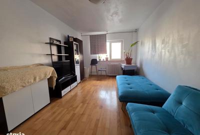 Apartament cu 3 camere decomandat în Podul de Fier - 8