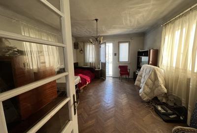 Vila P+ Et 1, Marasesti stradal - 2