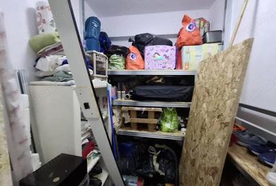 Apartament cu 3 camere decomandat în Fundeni