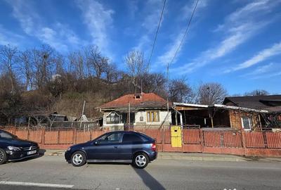 Casă cu 4 camere cu Teren 600 Mp în Central - 7