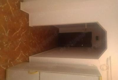 Apartament cu 3 camere decomandat în Dărmănești - 9