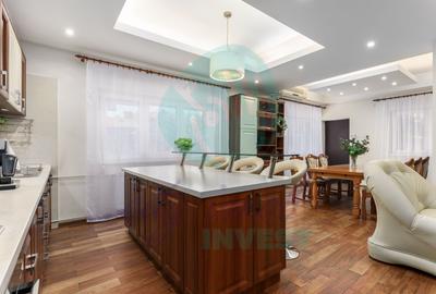 Vilă spațioasă cu curte superbă lângă Parcul Circului - 4