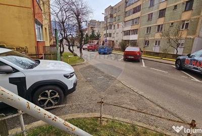Spațiu comercial, de 80 mp, în Mărăței - 12