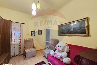 Casă cu 3 camere cu Teren 100 Mp în Central - 3