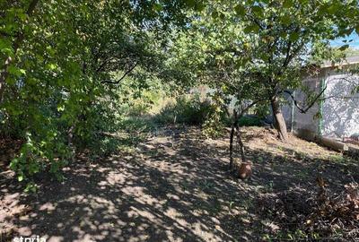 Teren de 1000 mp, în Central - 2