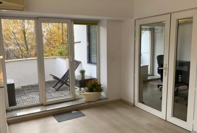 UNIRII,apartament superb, imobil monolit stradal,locatie top in inima capitalei - 9