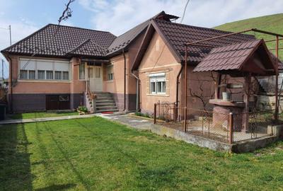 Casă cu 3 camere în Central - 4
