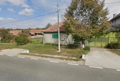 Casă cu 4 camere cu Teren 2300 Mp în Ruși - 9