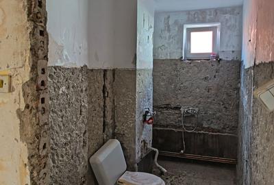 Apartament cu 3 camere în Central - 3