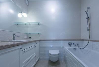 Apartament cu 2 camere decomandat în Crângași