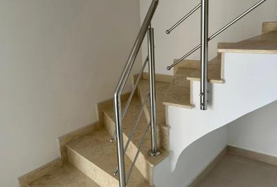 Vilă individuală P+1, 4 camere, 3 băi, 240 mp teren | Prelungirea Ghencea - 14