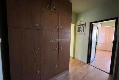 Lugoj, Vila P+2E+M , 656 Mp., Construiti, Posibilitate De Investitie, Zona 0 - 5