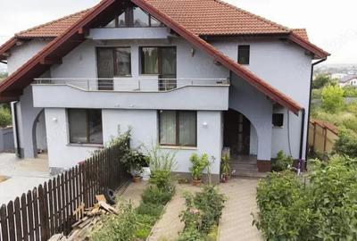 Casa duplex multifunc?ionala -Hanul Doctorului -langa ?coala Romano Britanica