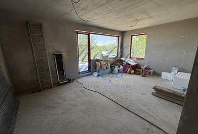 Casa cu 6 camere in sat Gheorgheni - 4