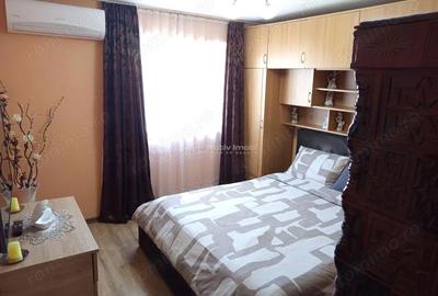 Apartament cu 2 camere decomandat, mobilat în Oravița - 9