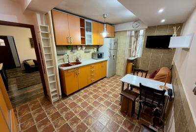 Apartament cu 3 camere semidecomandat, mobilat în Ștefan cel Mare - 15