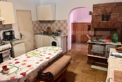 Casă cu 3 camere cu Teren 461 Mp în Central - 6