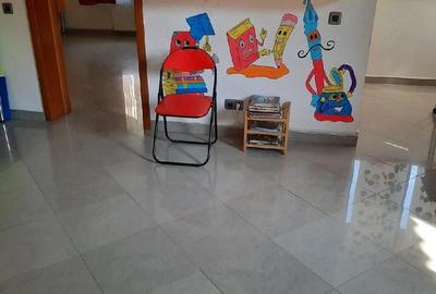 Casă cu Teren 250 Mp în Decebal