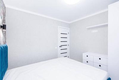 2 camere de vanzare in zona 13 Decembrie - 3