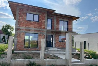 Casă individuală cu 4 camere cu Teren 505 Mp în Vișan - 1