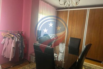 Casă individuală cu 6 camere cu Canalizare în Central - 12