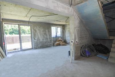 Casa 4 camere de vanzare in Floresti - 2