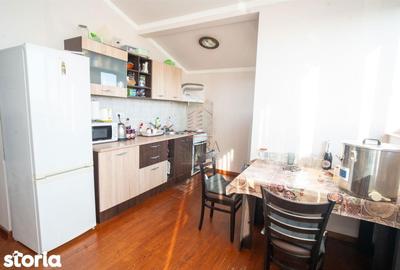 Apartament cu 3 camere decomandat în Oncea - 5