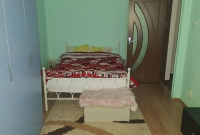 Apartament cu 3 camere decomandat în Central - 2