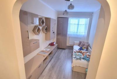 Apartament cu 3 camere decomandat în Sârbi - 7
