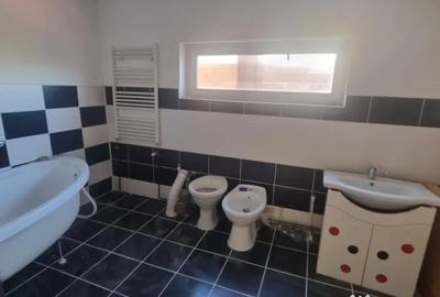 Casă cu 3 camere cu Teren 170 Mp în Brestei - 3