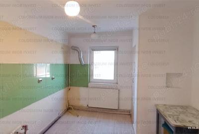 Apartament cu 3 camere decomandat în Florilor - 4