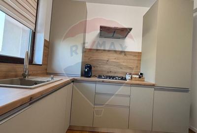 Casa  cu etaj de inchiriat pe termen lung Eforie Nord - 23