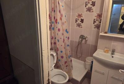 Apartament cu 4 camere decomandat în Dâmbovița - 3