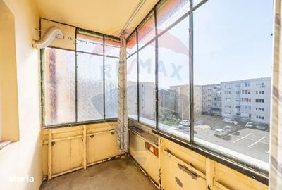 Apartament 3 camere zona 300, Micalaca, B-dul N. Titulescu - 8