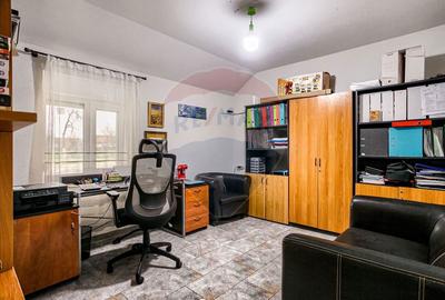 Casă cu 3 camere cu Garaj în Frumușeni - 8