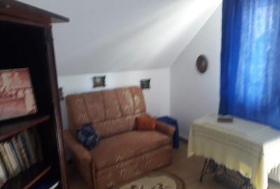 Inchiriez Casa, Zona Gara Veche, Piatra Neamt, 5 camere + bucatarie - 2