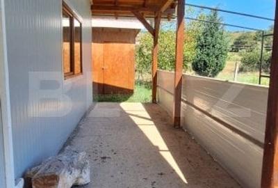 Teren 1000 mp intravilan cu constructie metalica de 66 mp - 3