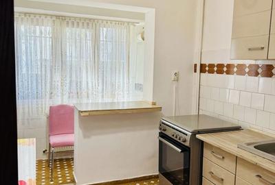 Apartament cu 3 camere decomandat în Central - 3