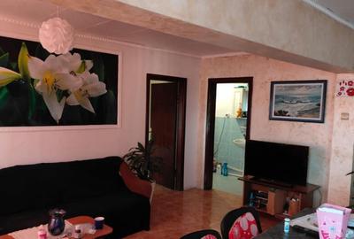 Apartament 3 camere decomandat, 65 mp, zona Bals - 3