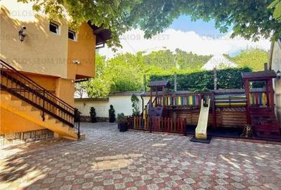 Casă cu 4 camere cu Teren 875 Mp în Central