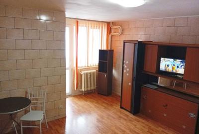Garsonieră semidecomandată în Vitan - 2