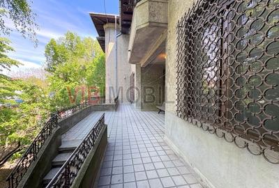 Apartament cu 6 camere semidecomandat în Unirii - 14