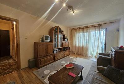 Resita, 4 Cam. Dec., Mobilat+Utilat, Et. 2, Micro 4 - 8