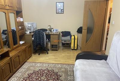 Apartament 2 camere , zona cartier Sud , decomandat 56 mp, i - 13