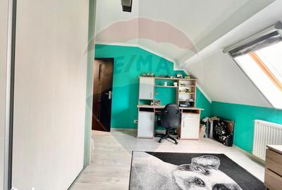 Apartament cu 5 camere în Central