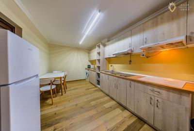 Business Industrial + Regim Hotelier - 39