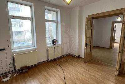 Casă cu Teren 420 Mp în Central - 11