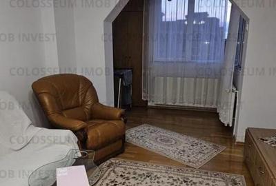 Apartament 2 camere semidecomandat - zona Racadau