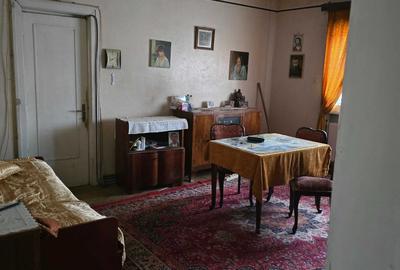 Casă cu 4 camere în Sud