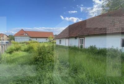 Teren intravilan, de vanzare, 680 mp cu casa demolabila, z - 2